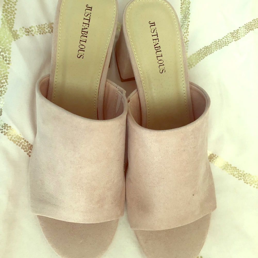 NWOT Blush suede mules
